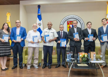 Academia de Ciencias pone en circulación revista de economía, 33 economistas analizan el futuro de RD