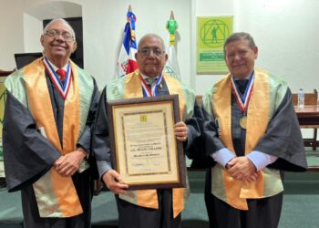 Historiador Miguel Collado ingresa a la Academia de Ciencias con discurso sobre el poeta Francisco Noel Henríquez Ureña